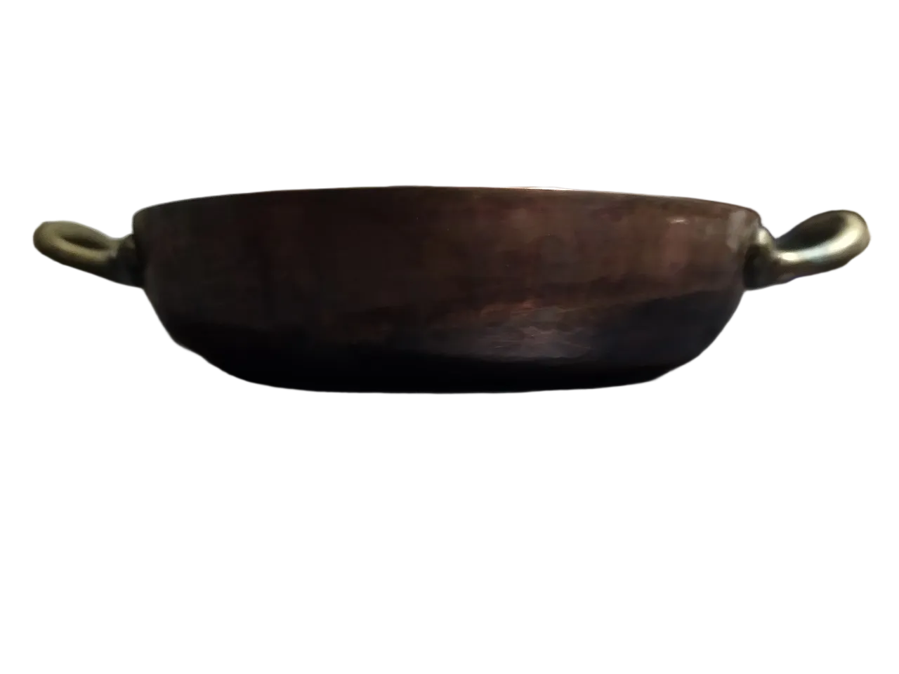 Large copper saucepan 1