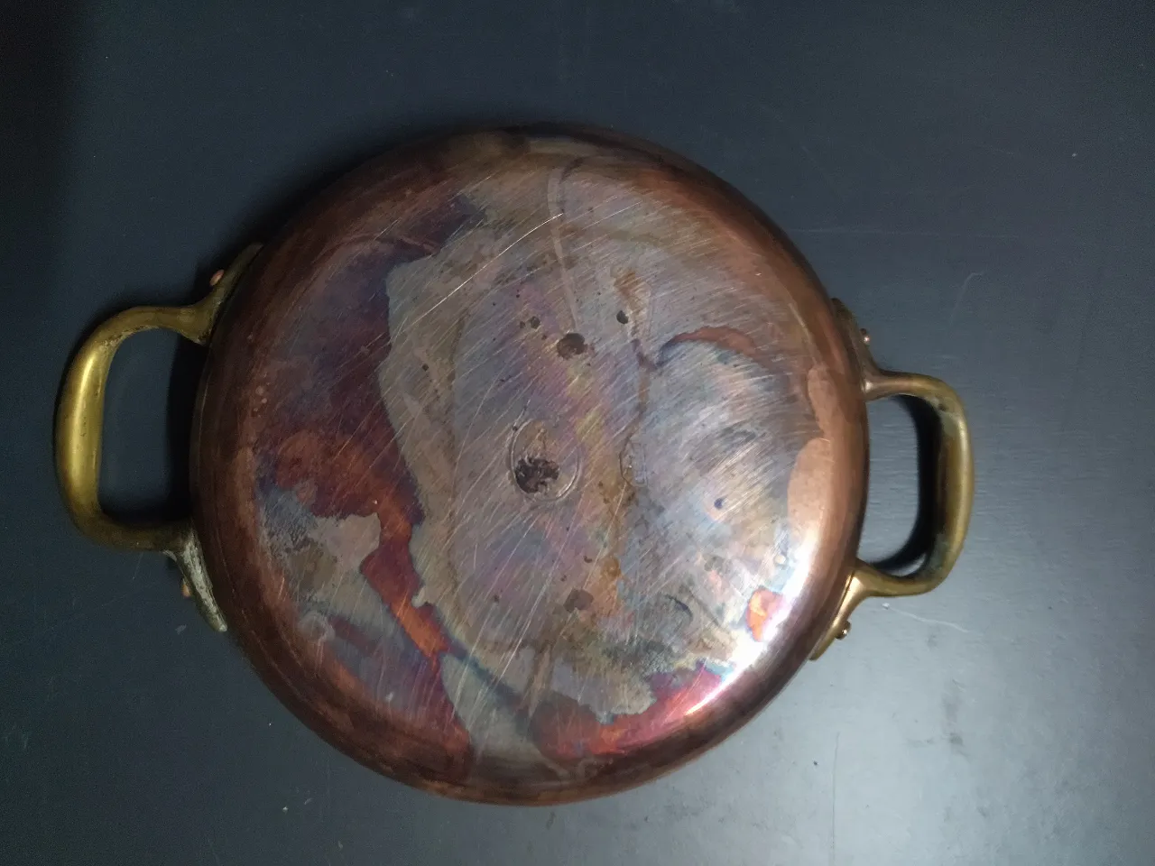 Large copper saucepan 3