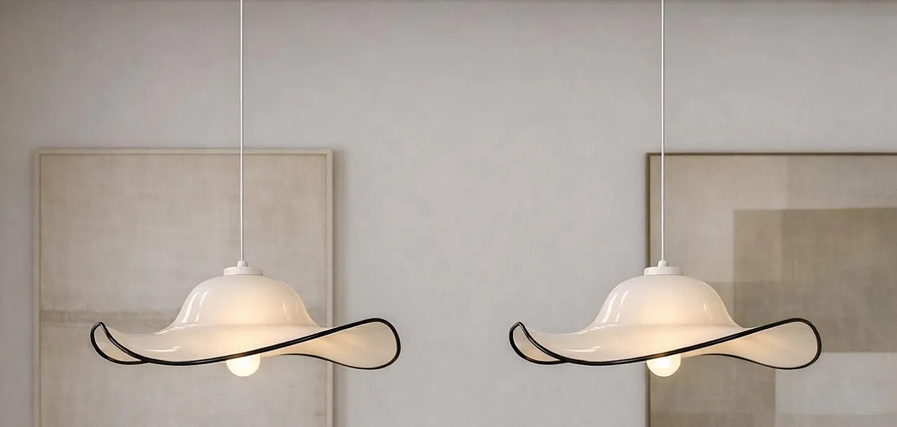 2 Large Mid-Century Wavy Hat Murano Glass chandelier, 1970s 1