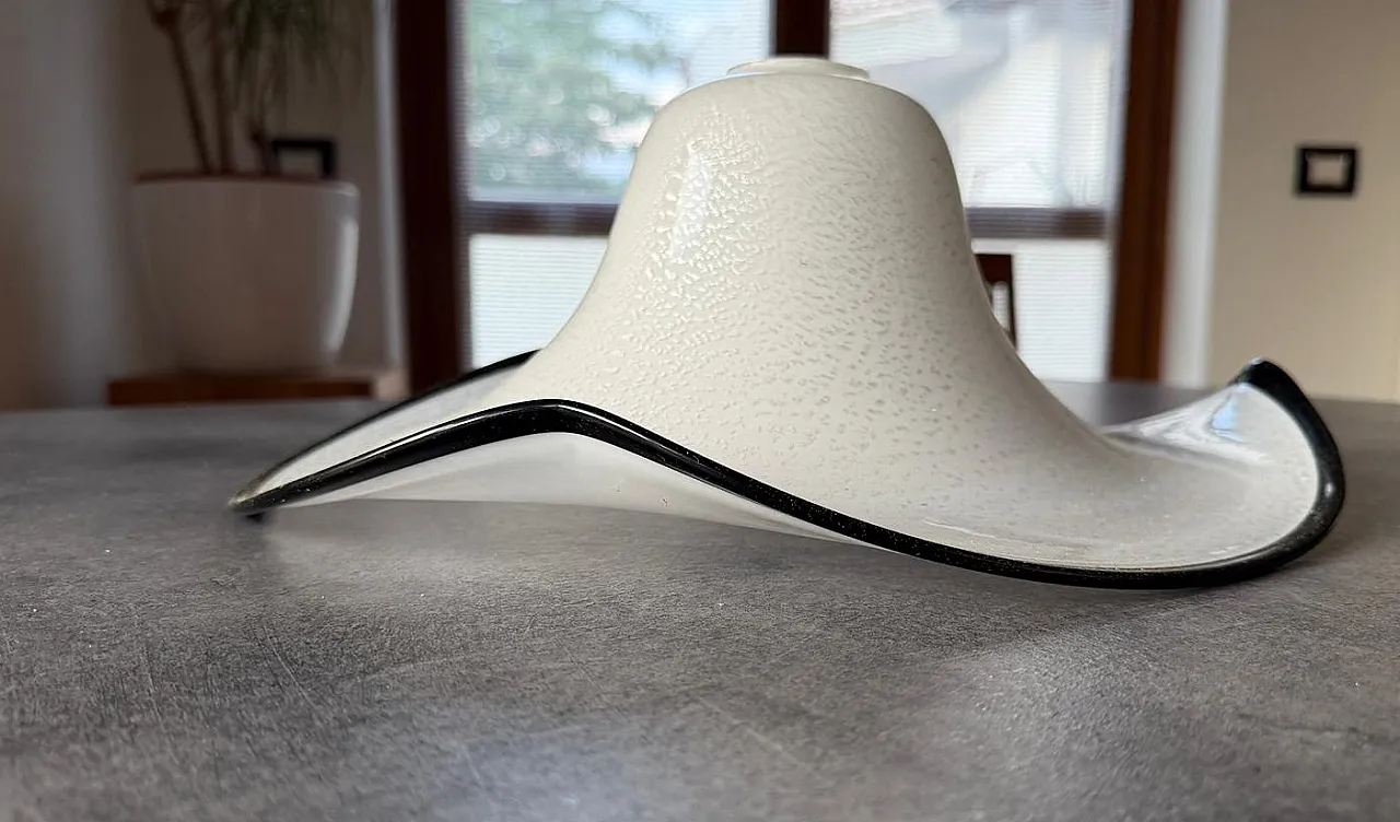 Pendente in vetroWavy Hat, anni '60 5