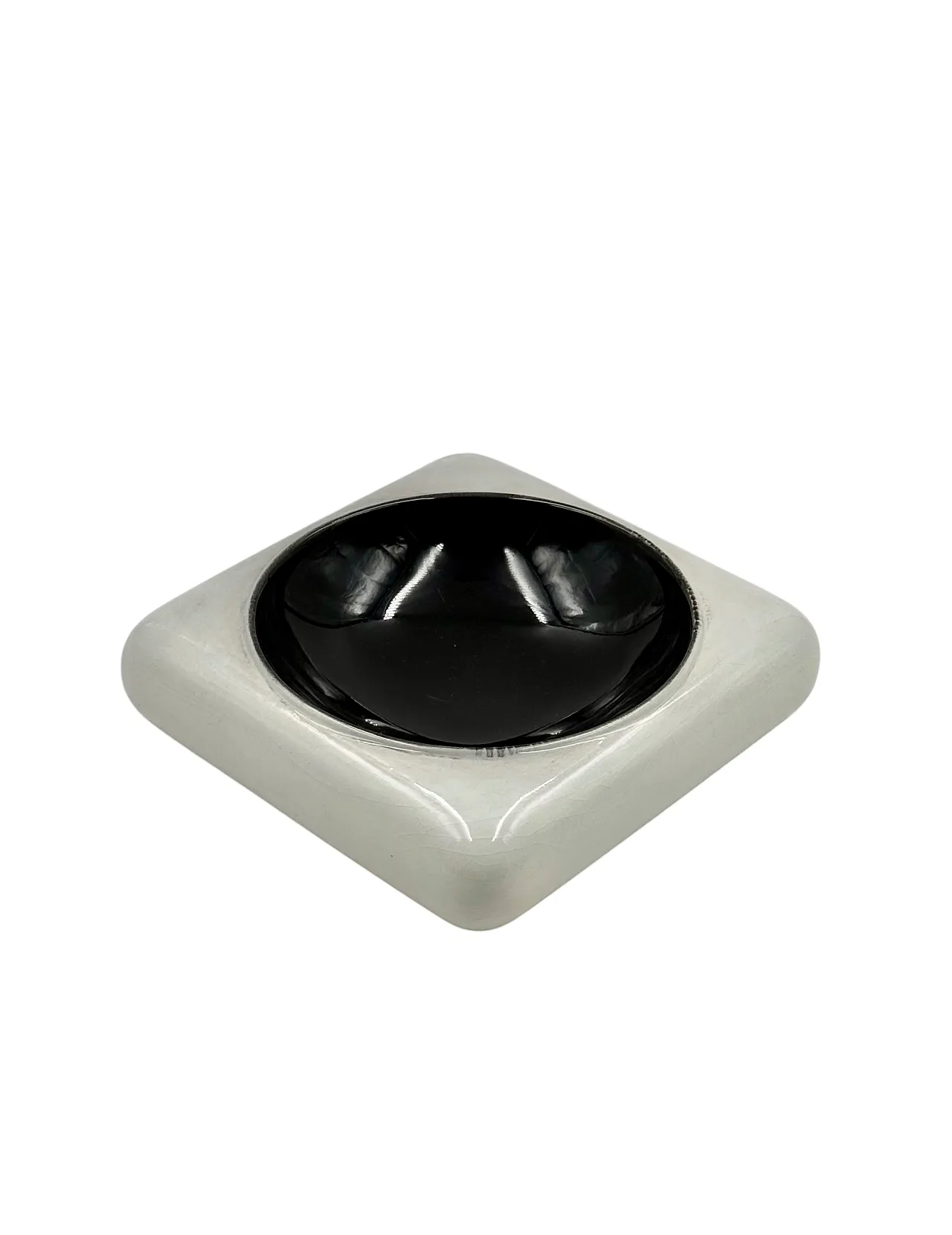 Space Age black and white ceramic pocket emptier 1980 11