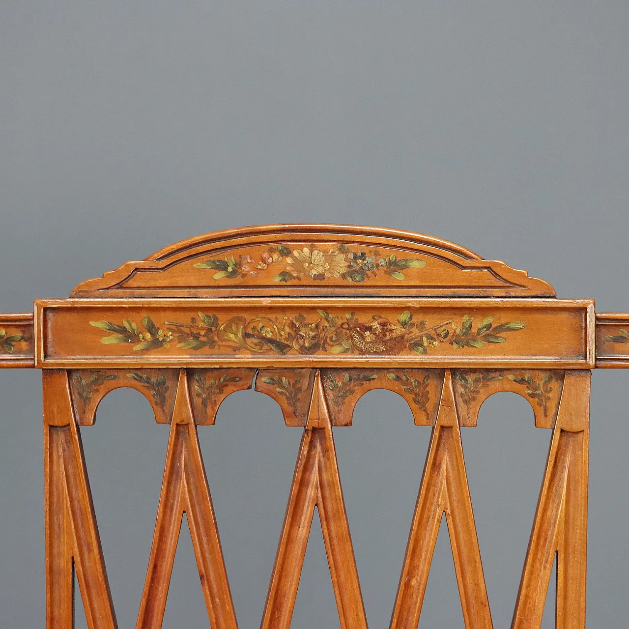 Poltroncina Vittoriana in mogano biondo, '800 5