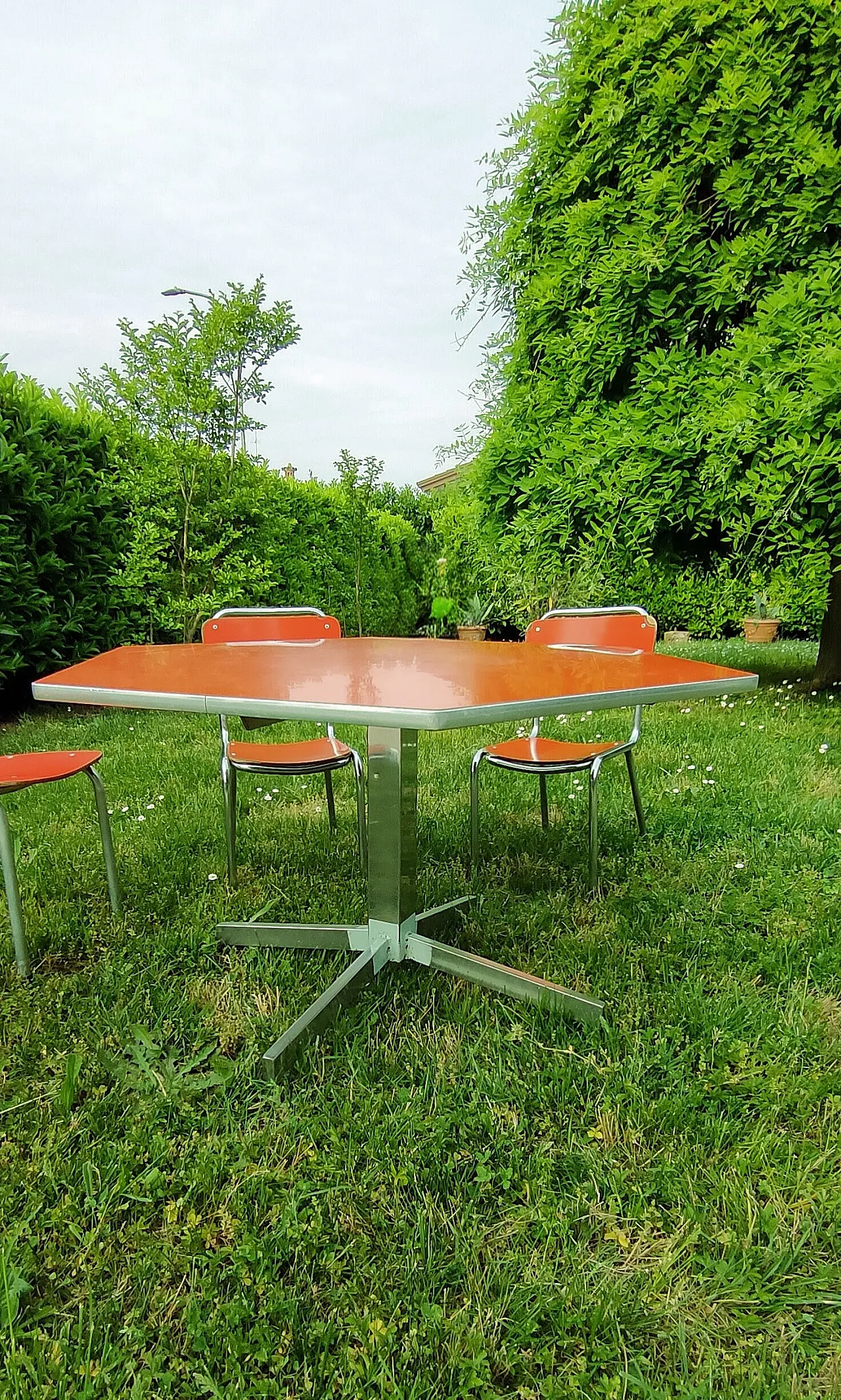 Formica kindergarten table with 4 chairs, 1960s 6