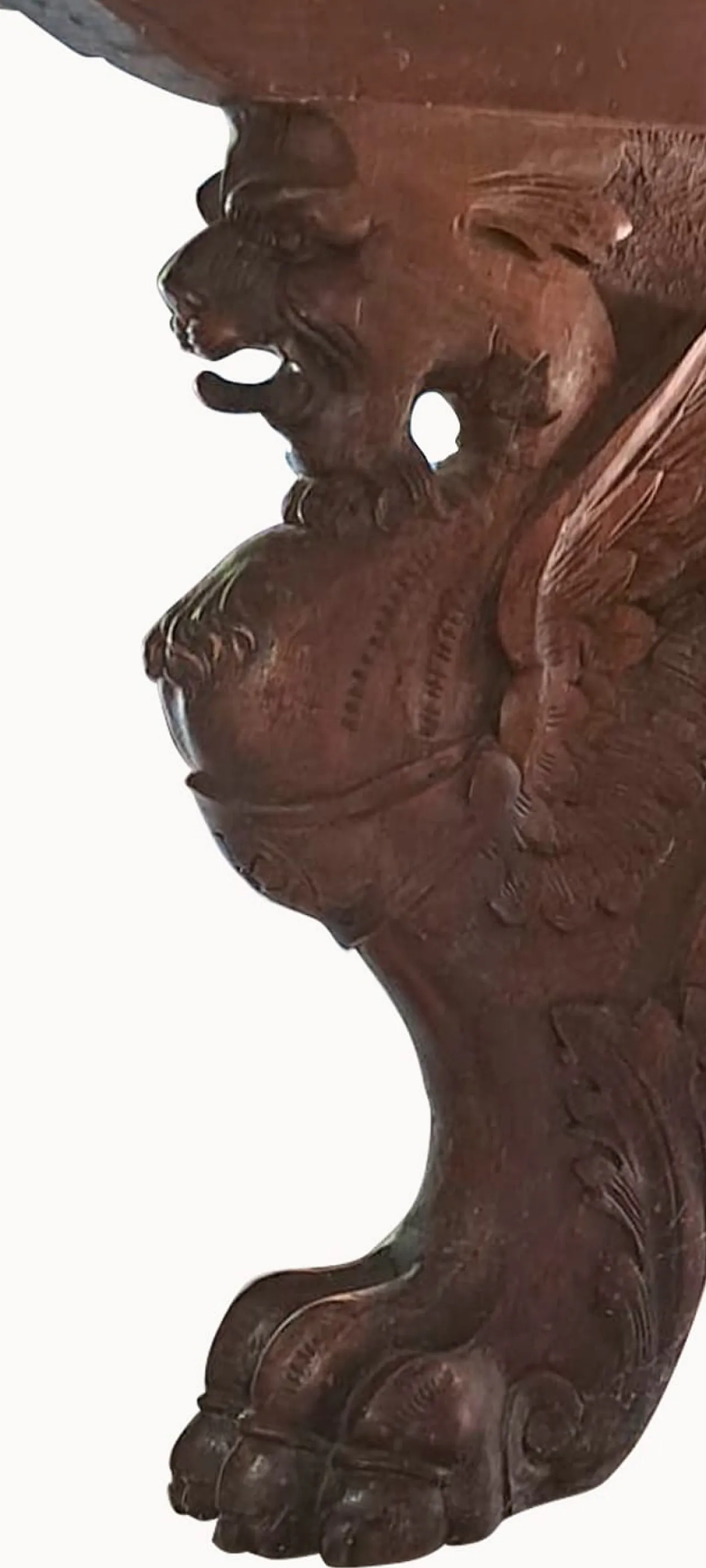 Monumental Neo-Renaissance Florentine table in carved walnut, 20th c. 31