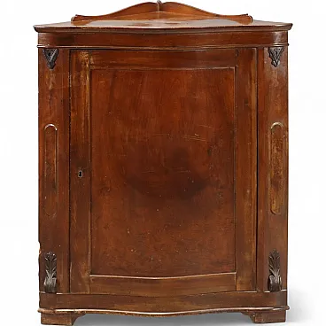 Walnut corner unit, 19th century