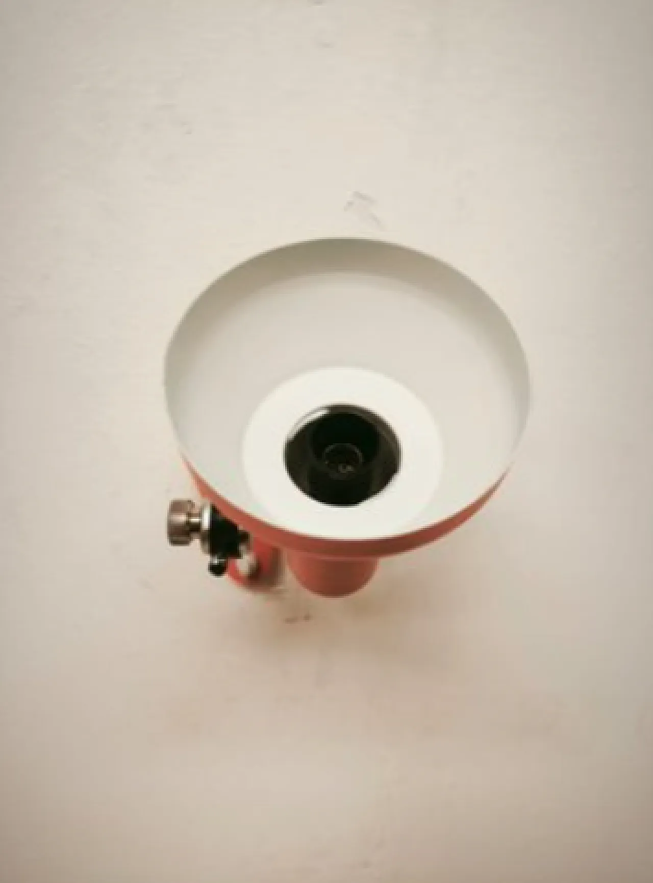 Adjustable spotlight with push button switch, 1970s 7