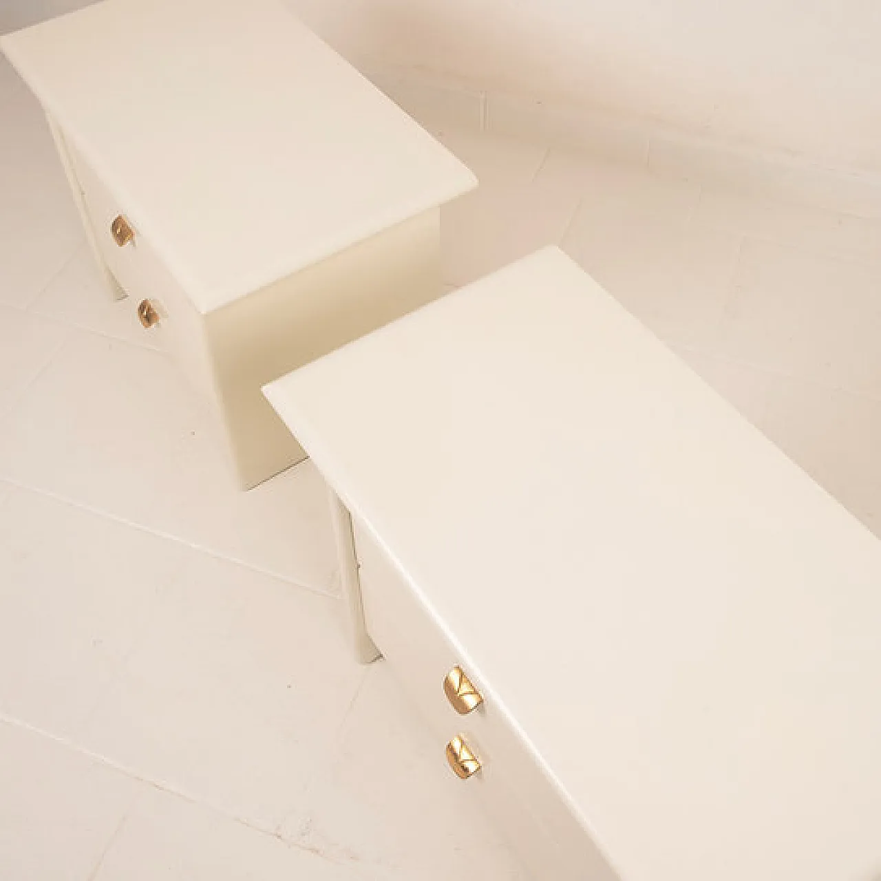 Pair of cream lacquered bedside tables by Pierre Cardin, 1980s 4