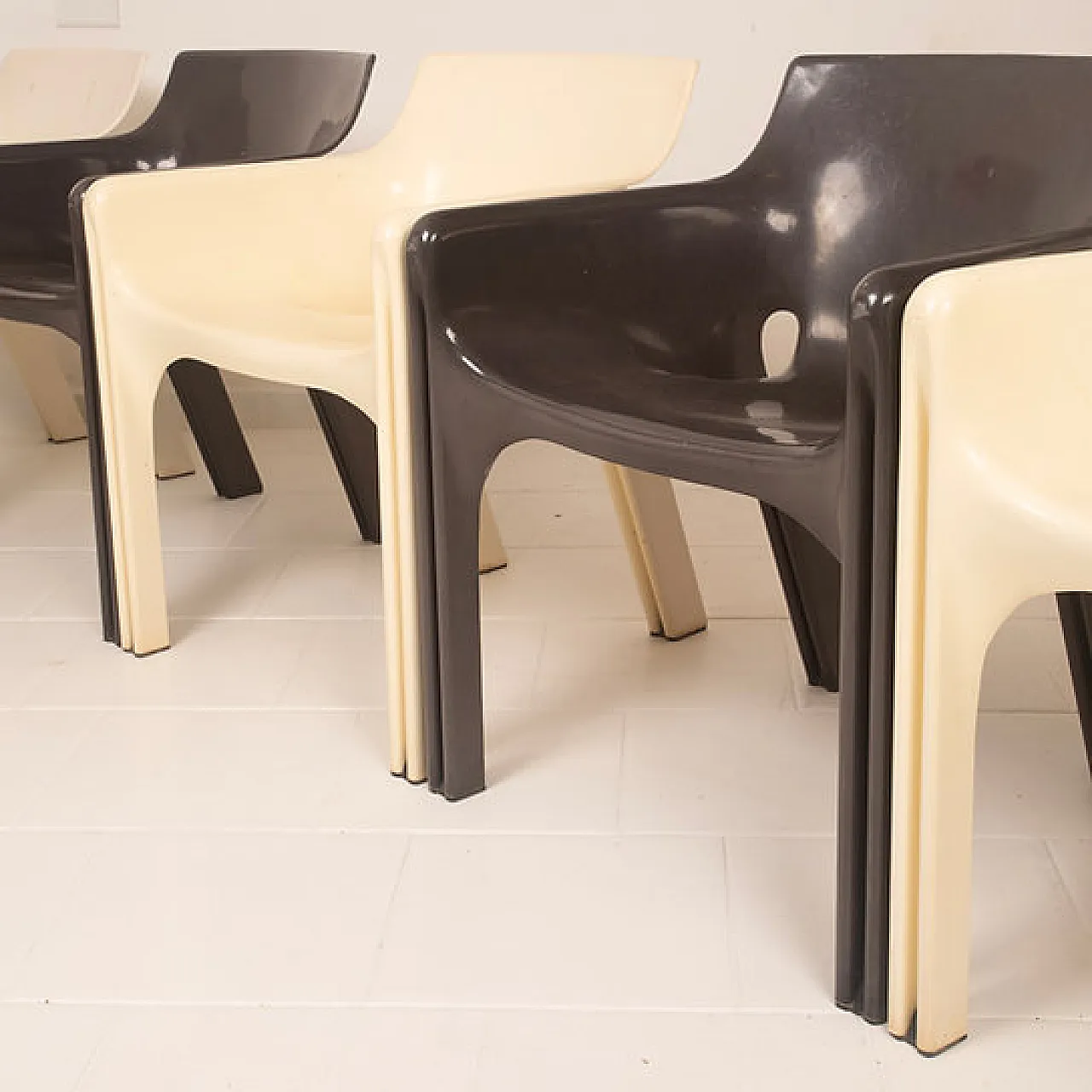 Gaudì armchairs by Vico Magistretti for Artemide, 1960s 4