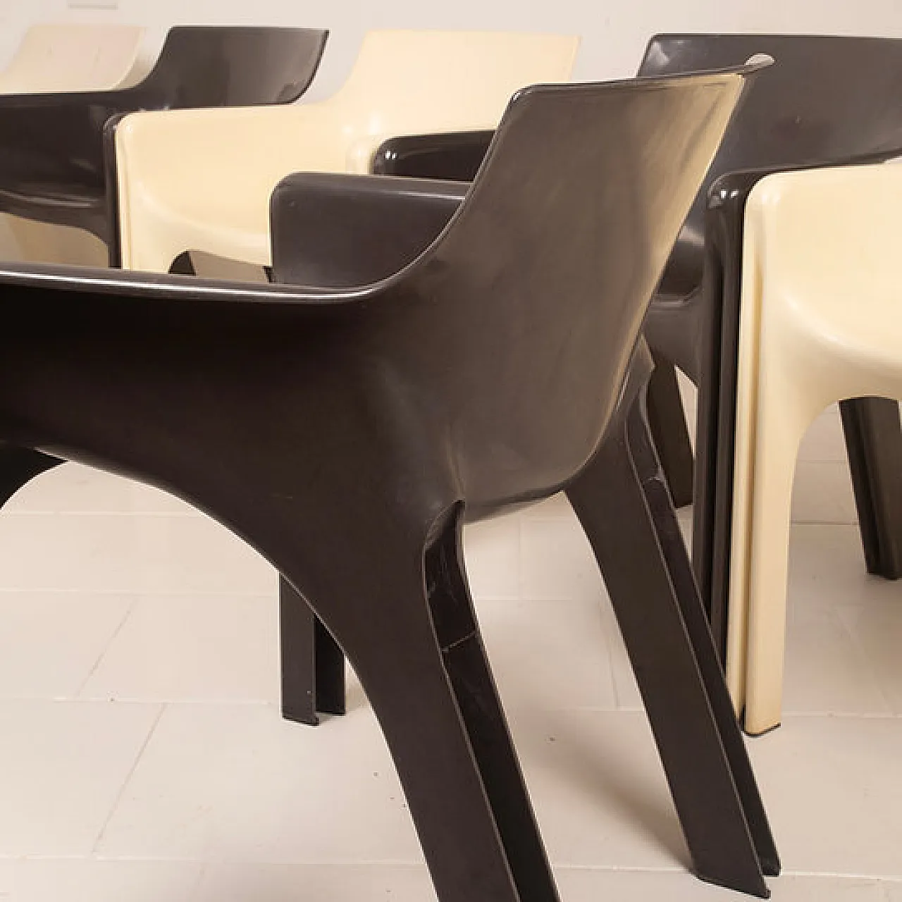 Gaudì armchairs by Vico Magistretti for Artemide, 1960s 6