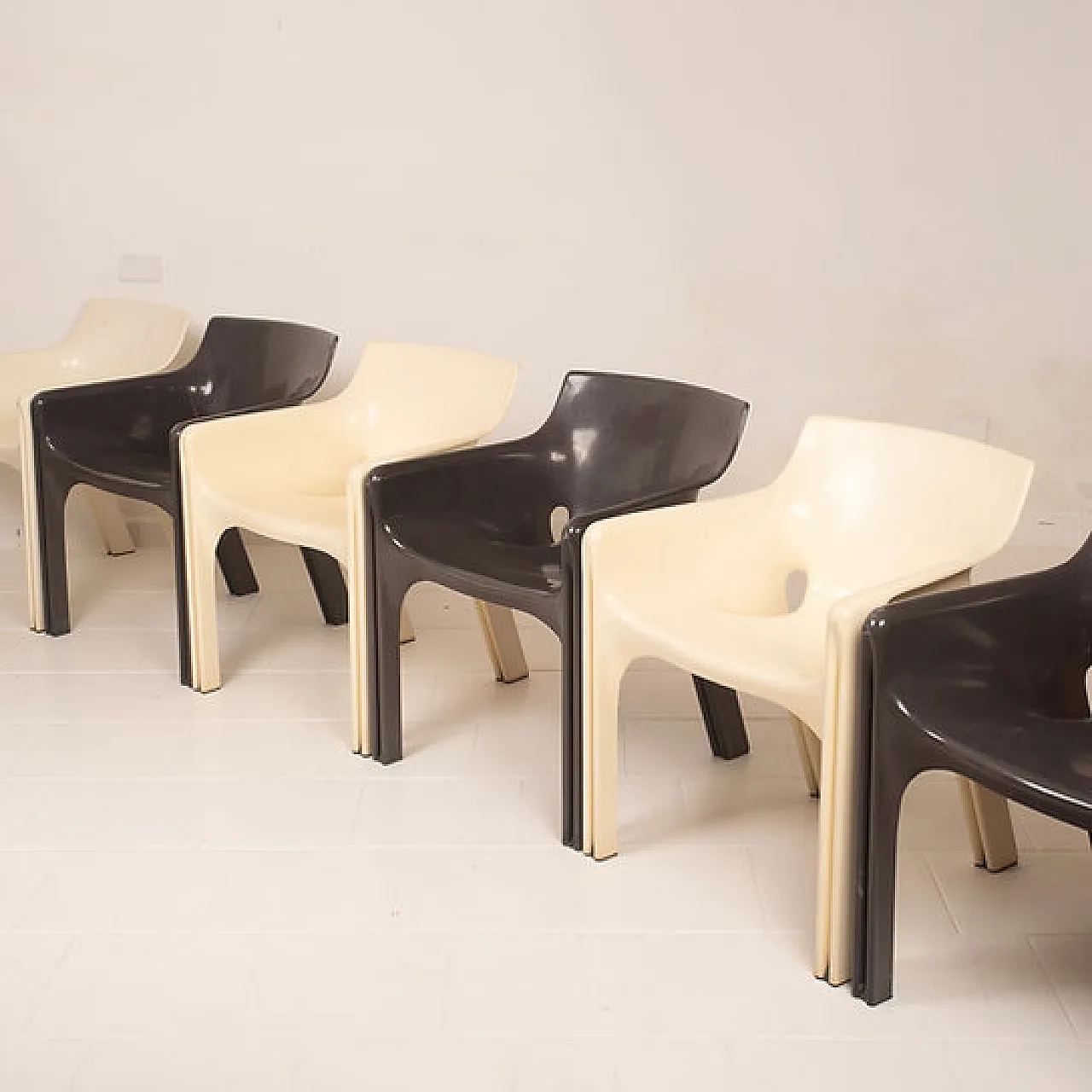 Gaudì armchairs by Vico Magistretti for Artemide, 1960s 7