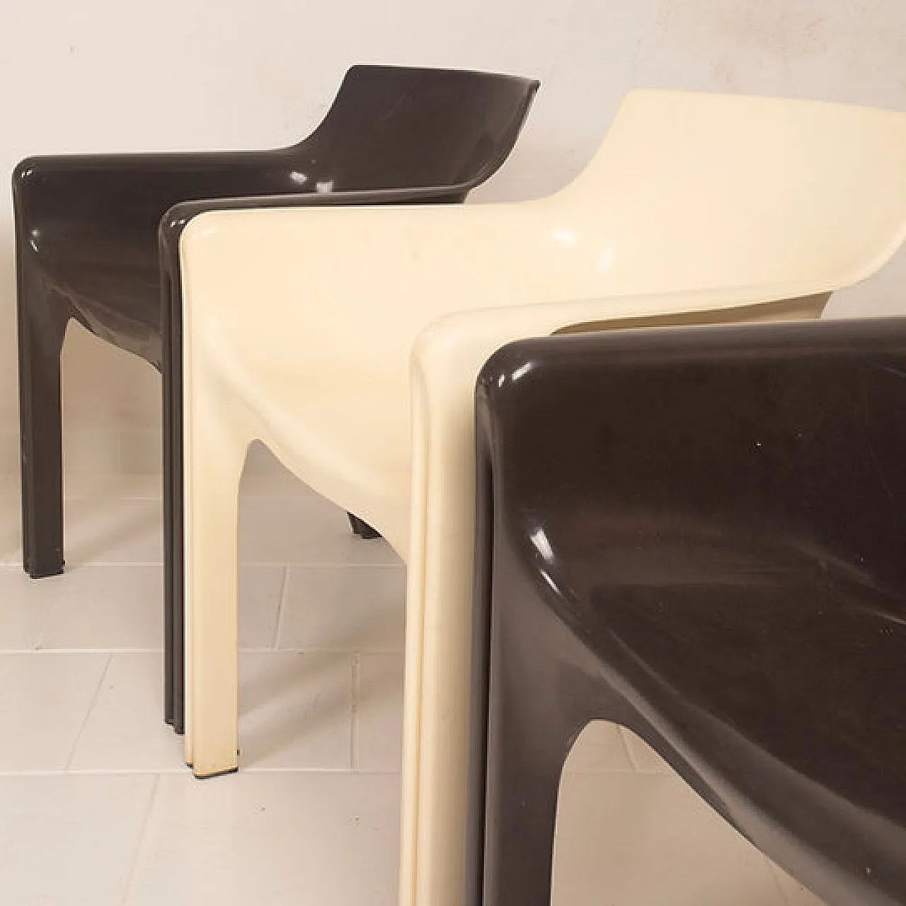 Gaudì armchairs by Vico Magistretti for Artemide, 1960s 11