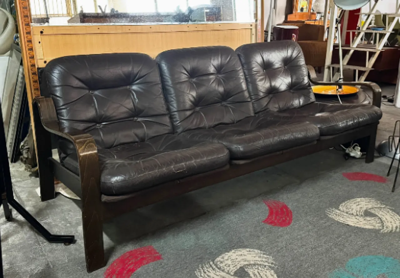 3 Seater sofa and pair of brown leather armchairs, 1970s 8