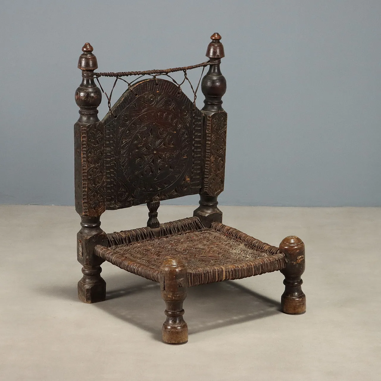 Ethnic chair in exotic wood, 19th century 1