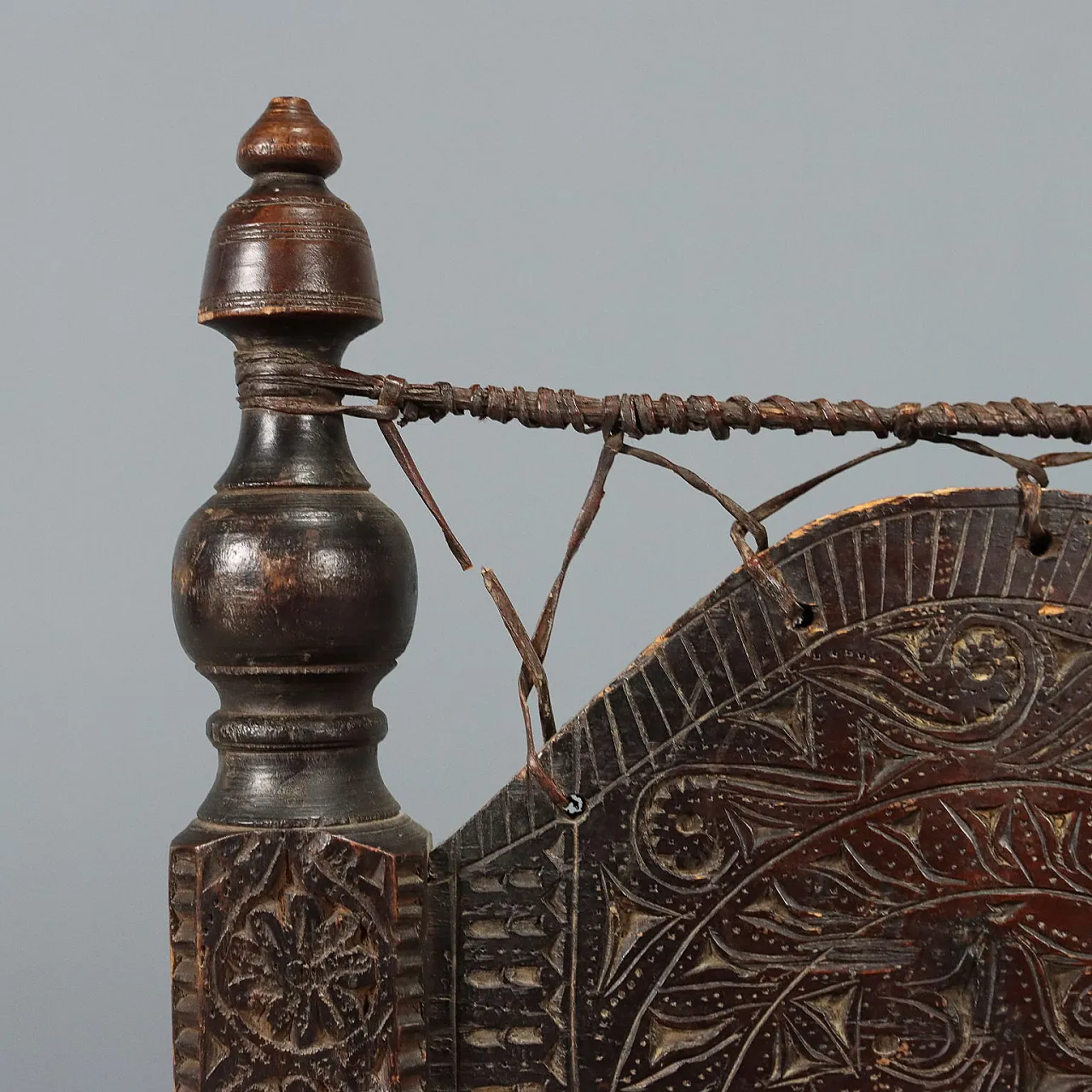 Ethnic chair in exotic wood, 19th century 5