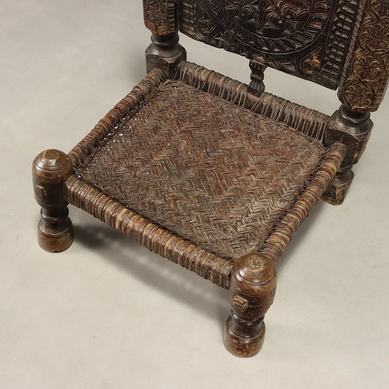 Ethnic chair in exotic wood, 19th century 7