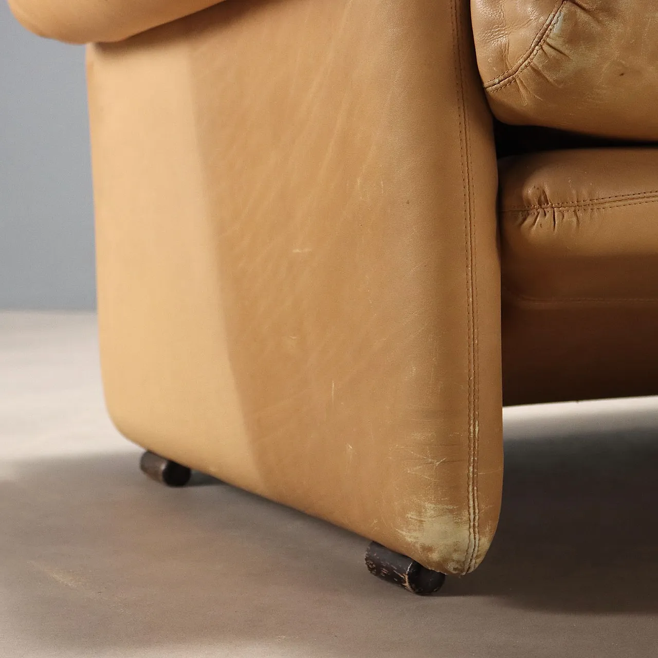 Sofa with foam padding and leather upholstery, 20th century 6