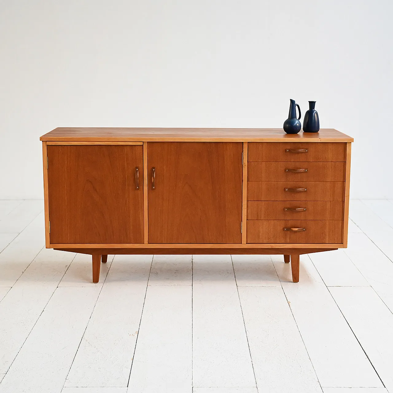 Scandinavian teak sideboard with extractable top, 1960s 1