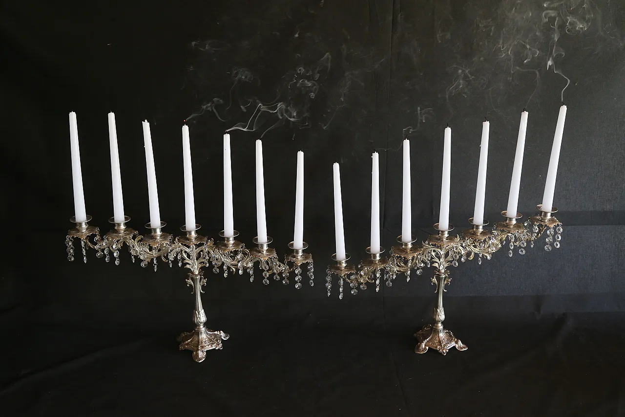 Coppia candelabri liturgici 7 fiamme stile barocco argentati, anni '30 11