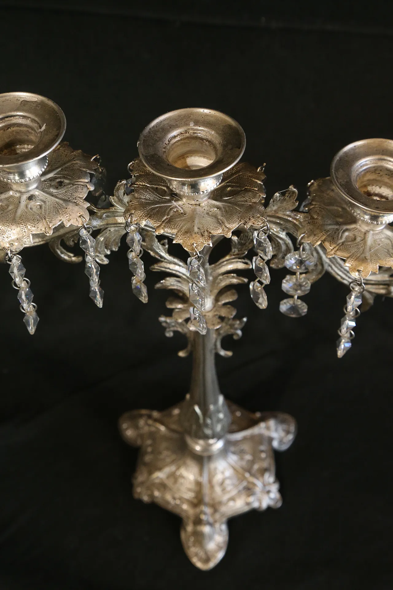 Coppia candelabri liturgici 7 fiamme stile barocco argentati, anni '30 21