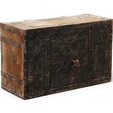 Walnut and iron chest, 18th century