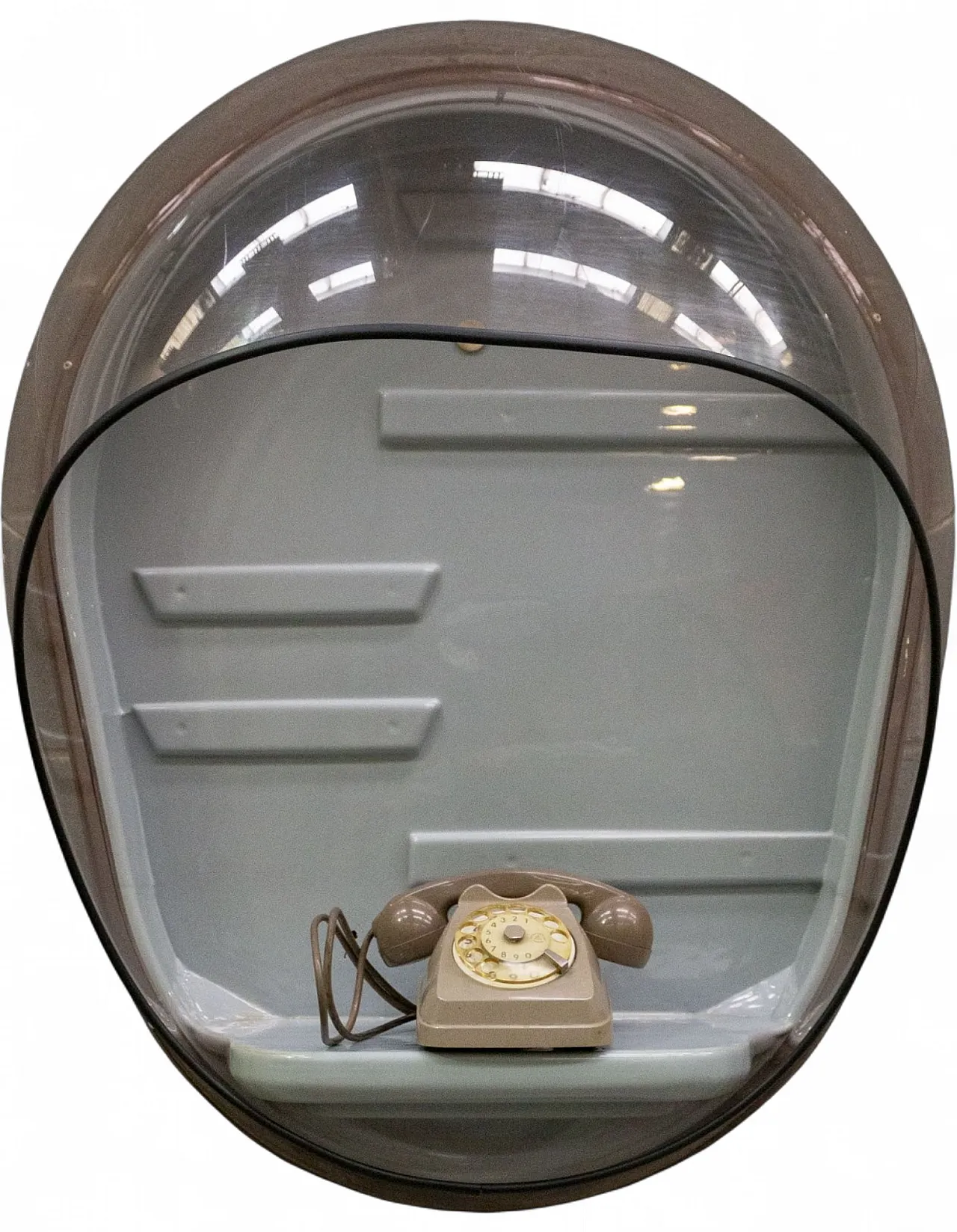 Bolla model wall-mounted telephone booth, 1970s 9