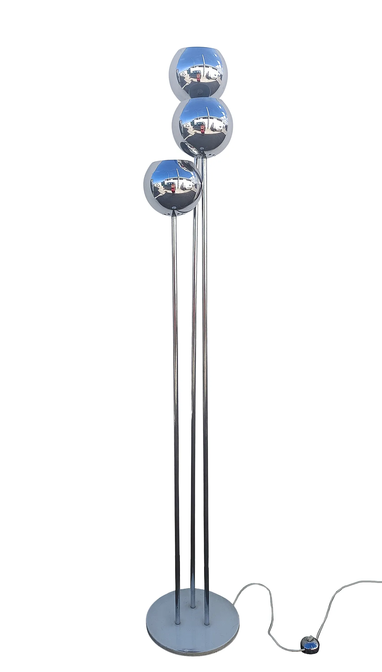 Chrome floor lamp with three globes, 70s 13