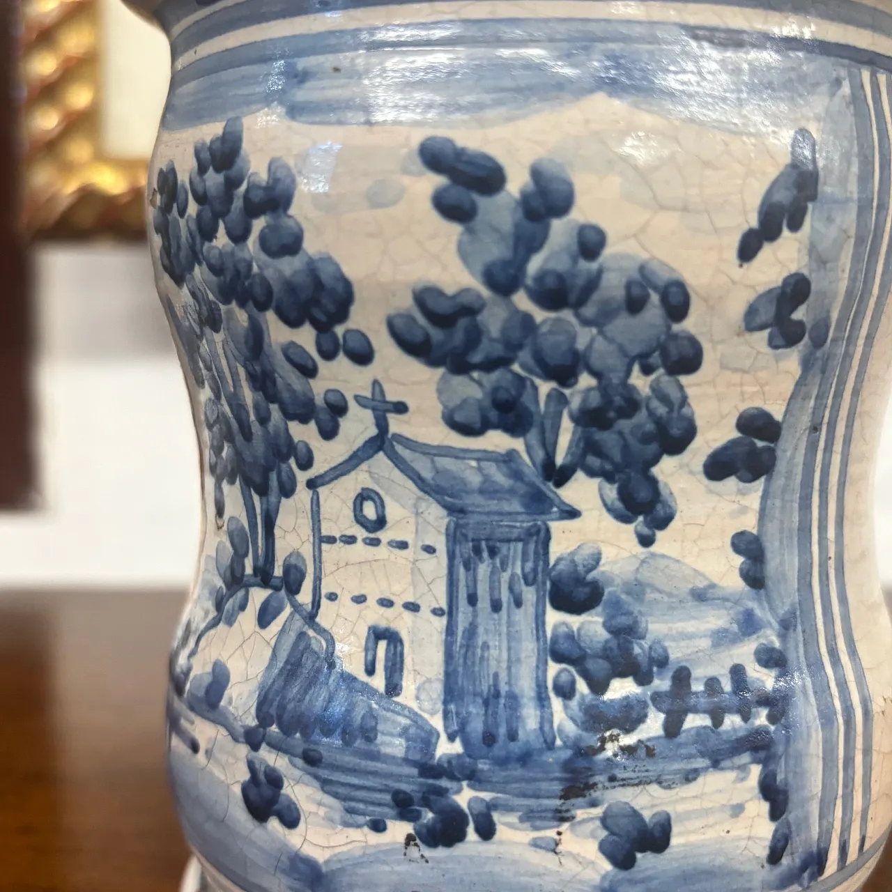Albarello pharmacy vase with coat of arms, Naples, 18th century 6