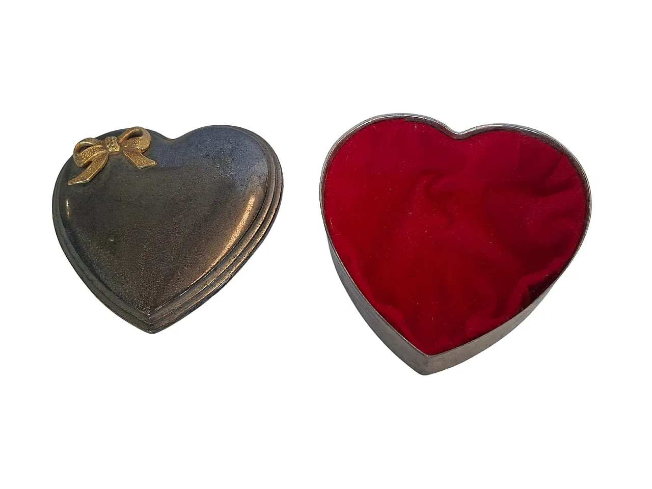Heart-shaped metal jewelry box with golden bow, 90s 4