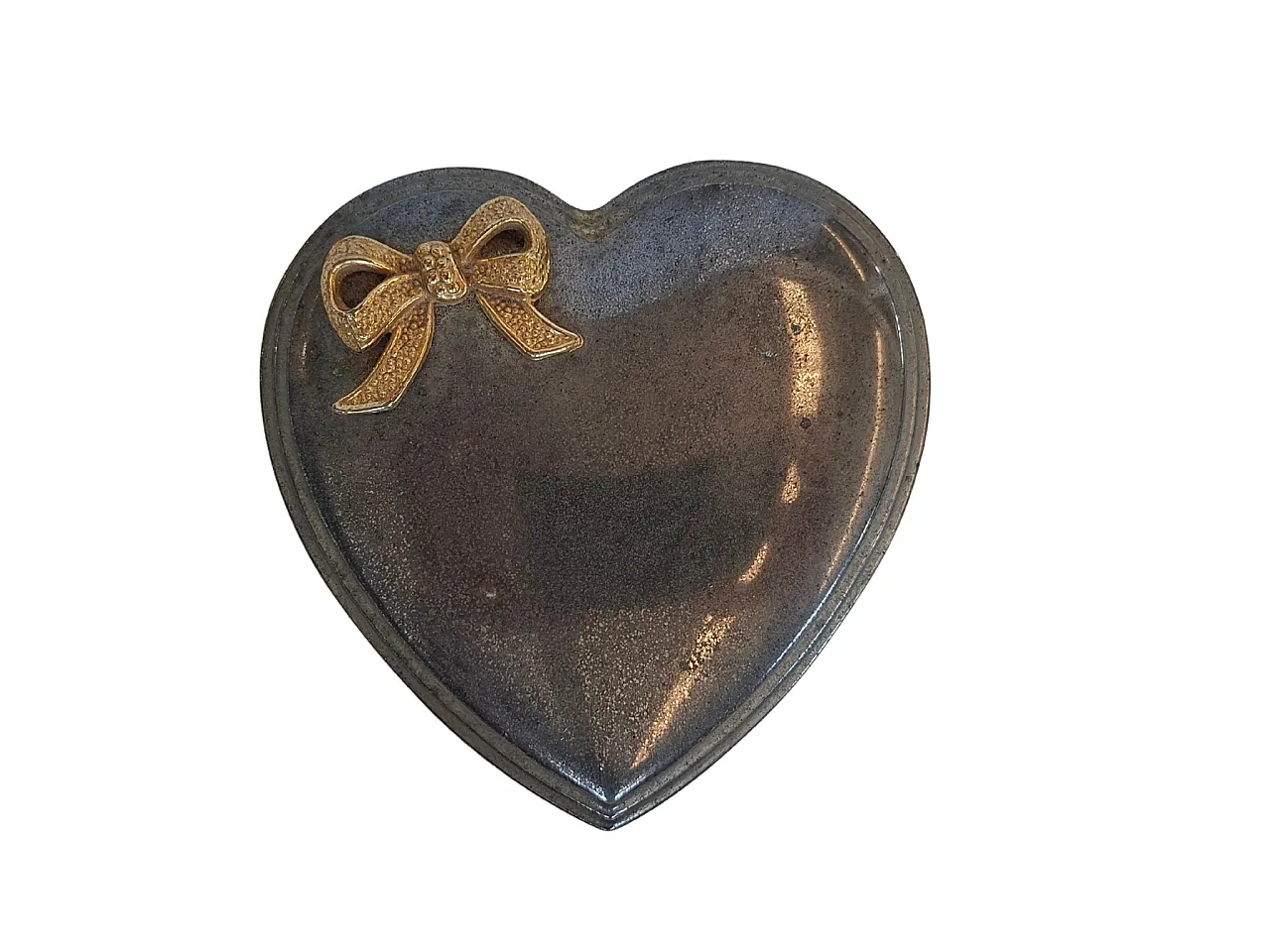 Heart-shaped metal jewelry box with golden bow, 90s 7