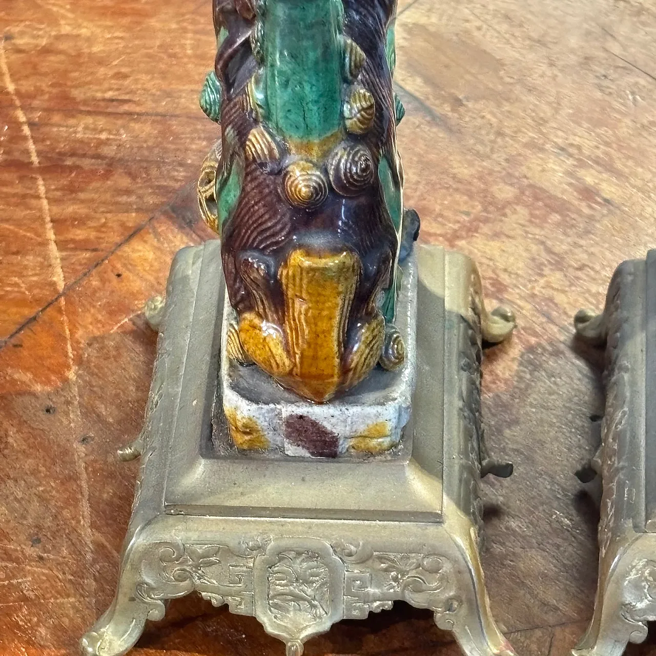 Cani di Fo' candlesticks in majolica and bronze, 19th century 12
