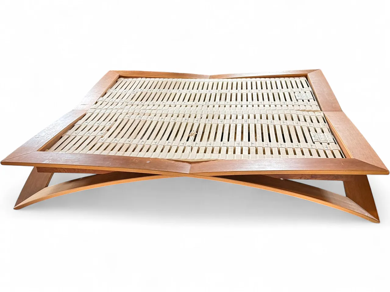 Cinius 'Loto' Bed Frame in Beech and Cherry Wood 5