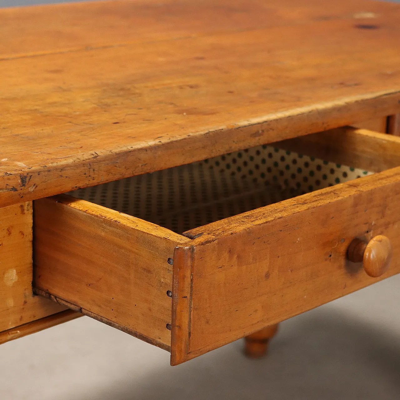 Walnut-stained poplar table, 19th century 4