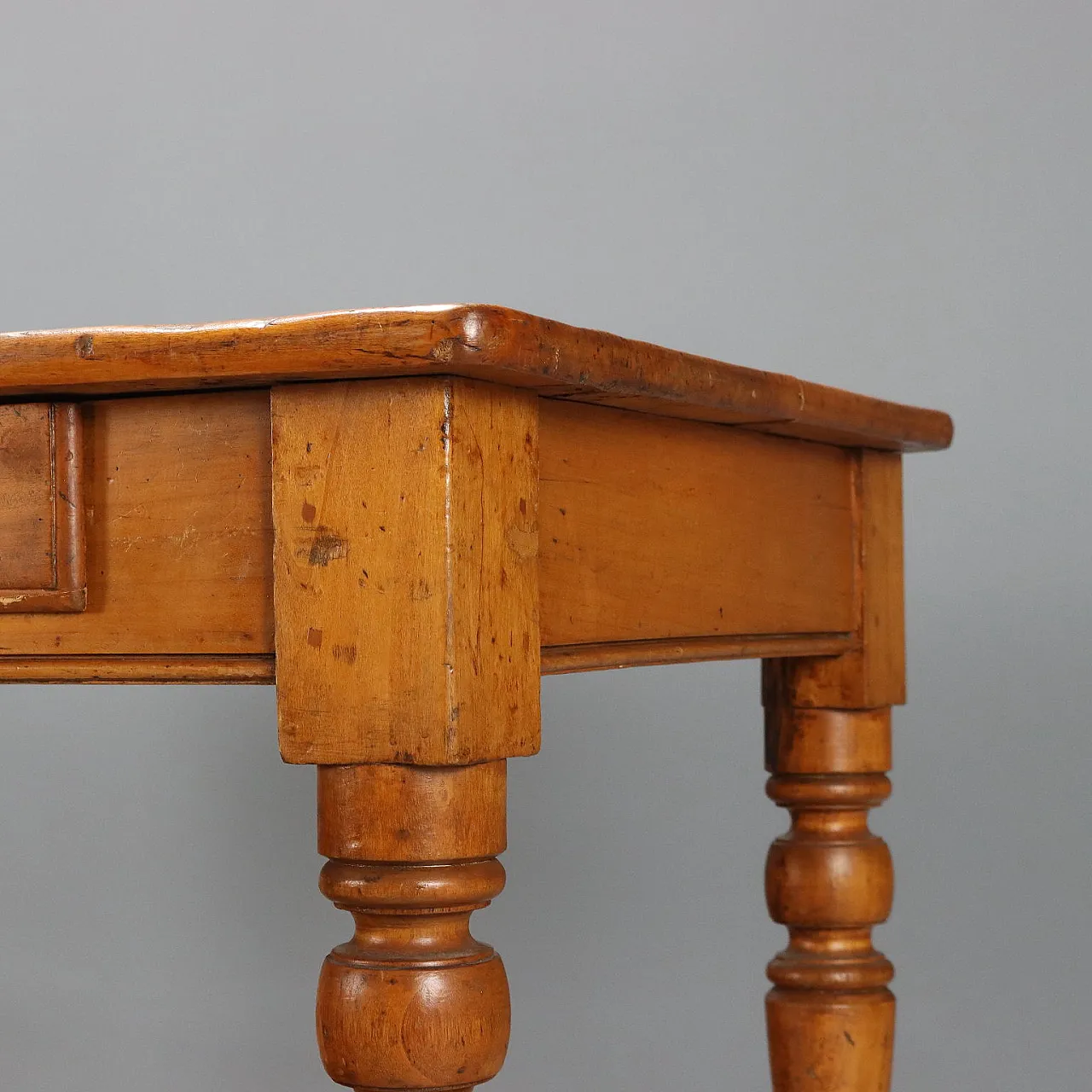 Walnut-stained poplar table, 19th century 7