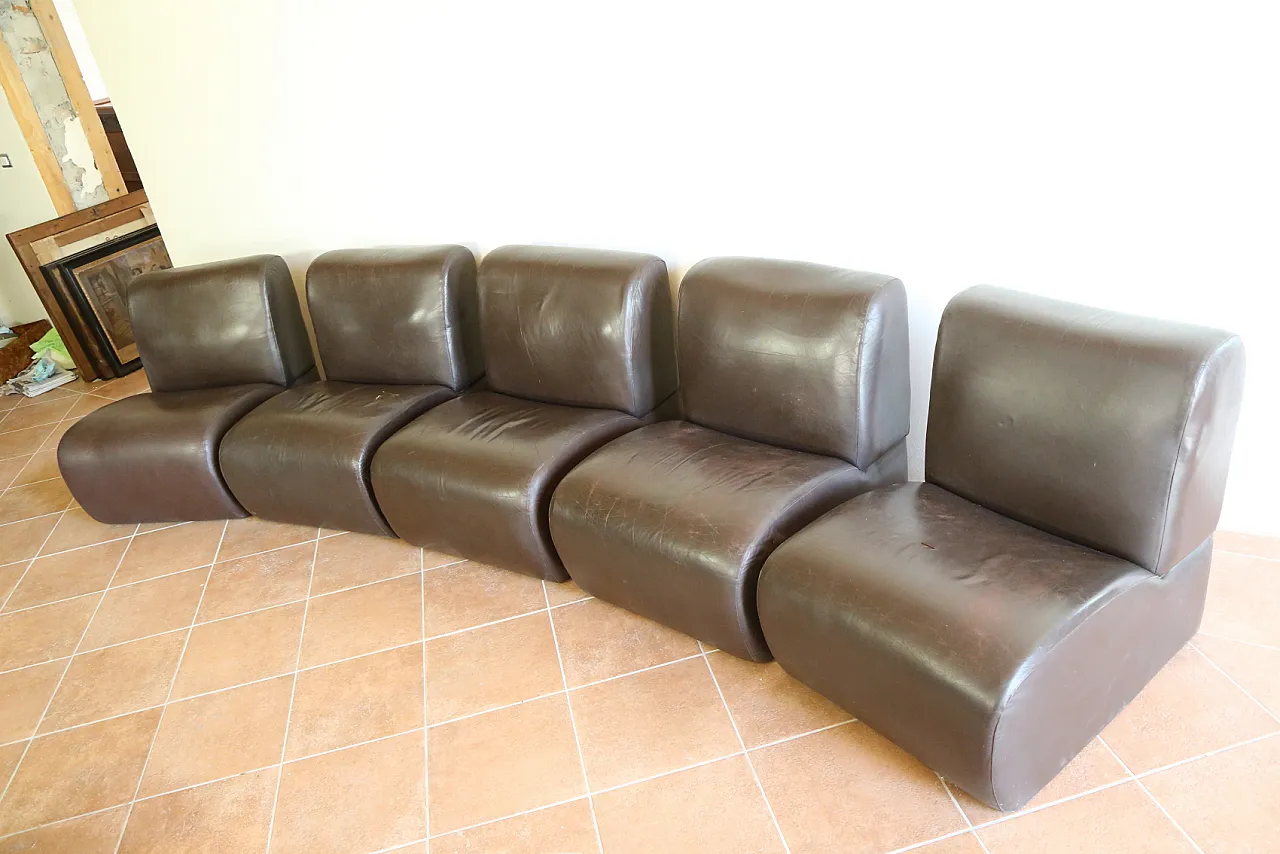 5 poltrone divano componibile pelle space age club design, anni '70 15