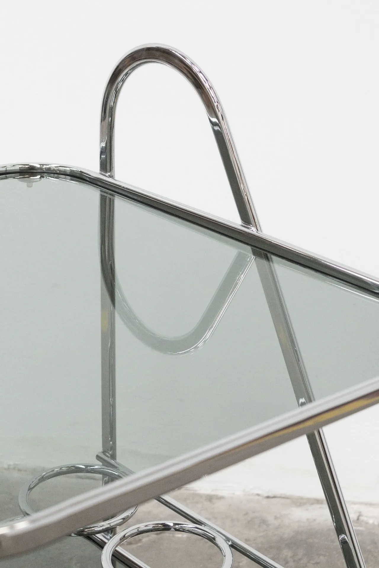 Chrome-plated steel and glass cart, 1970s 7