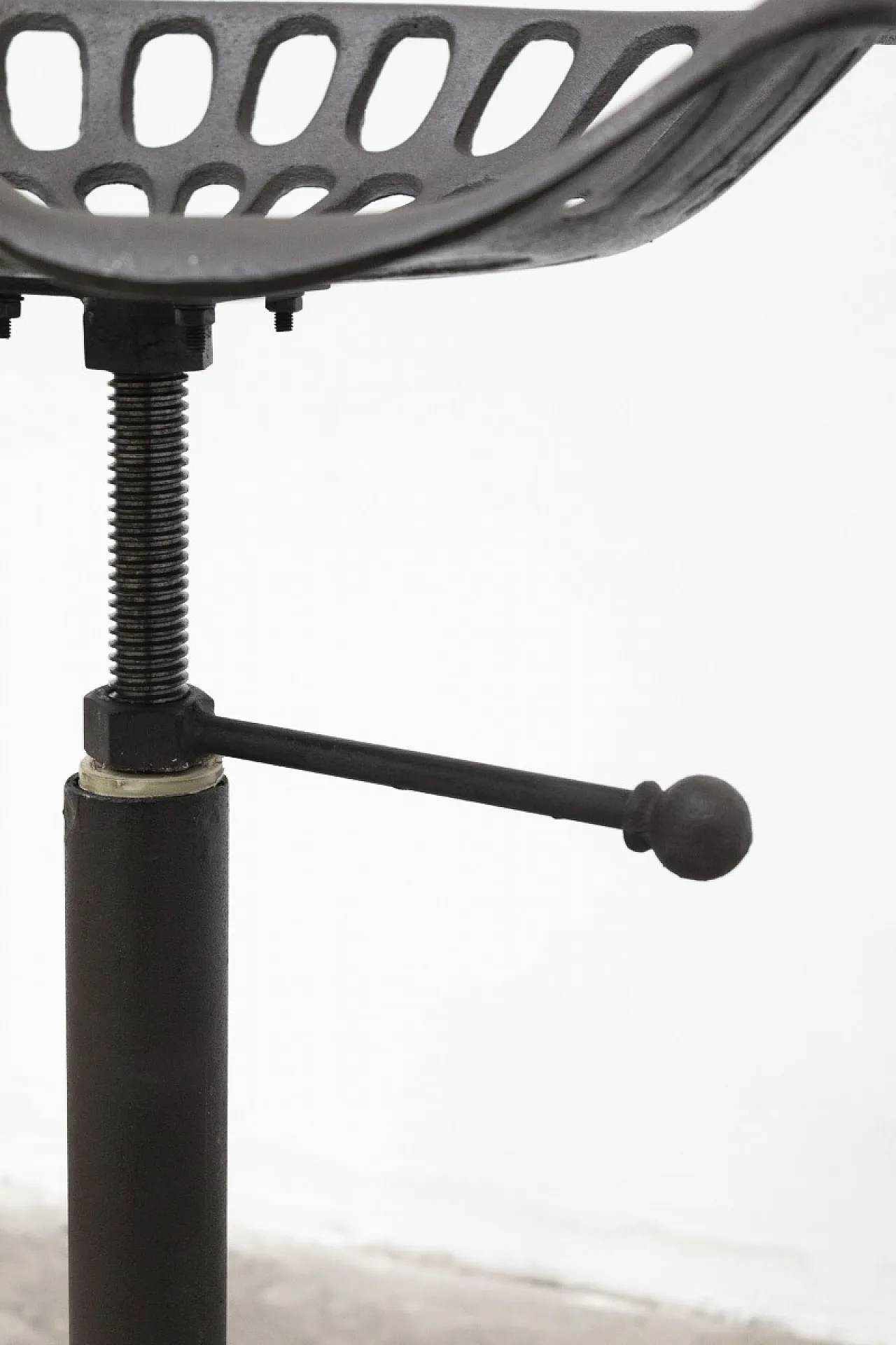 Tractor-Seat Industrial stool, 20th century 3