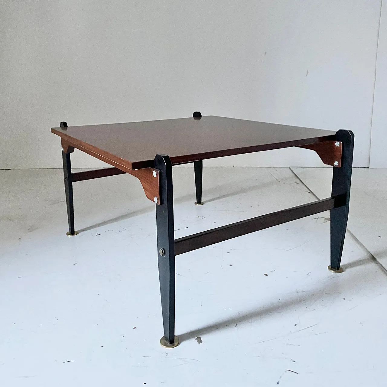 Tavolino in stile scandinavo con top in Mogano, anni '50 2