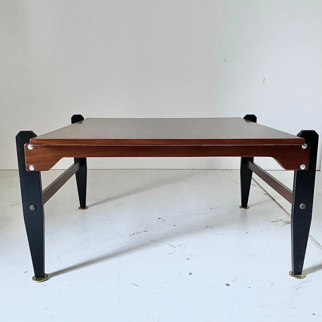 Tavolino in stile scandinavo con top in Mogano, anni '50 3