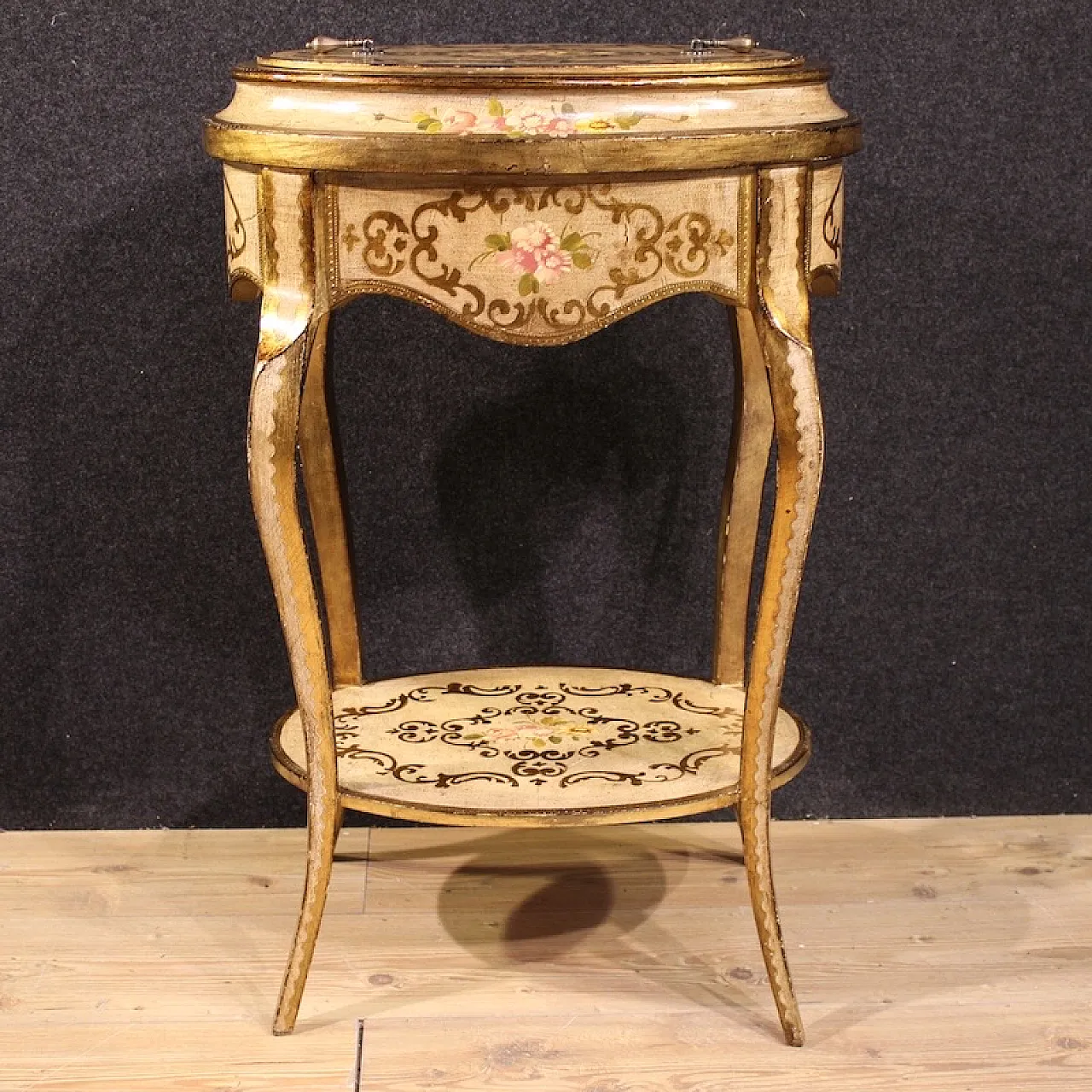 Tavolino toscano laccato, dorato e dipinto, '900 7