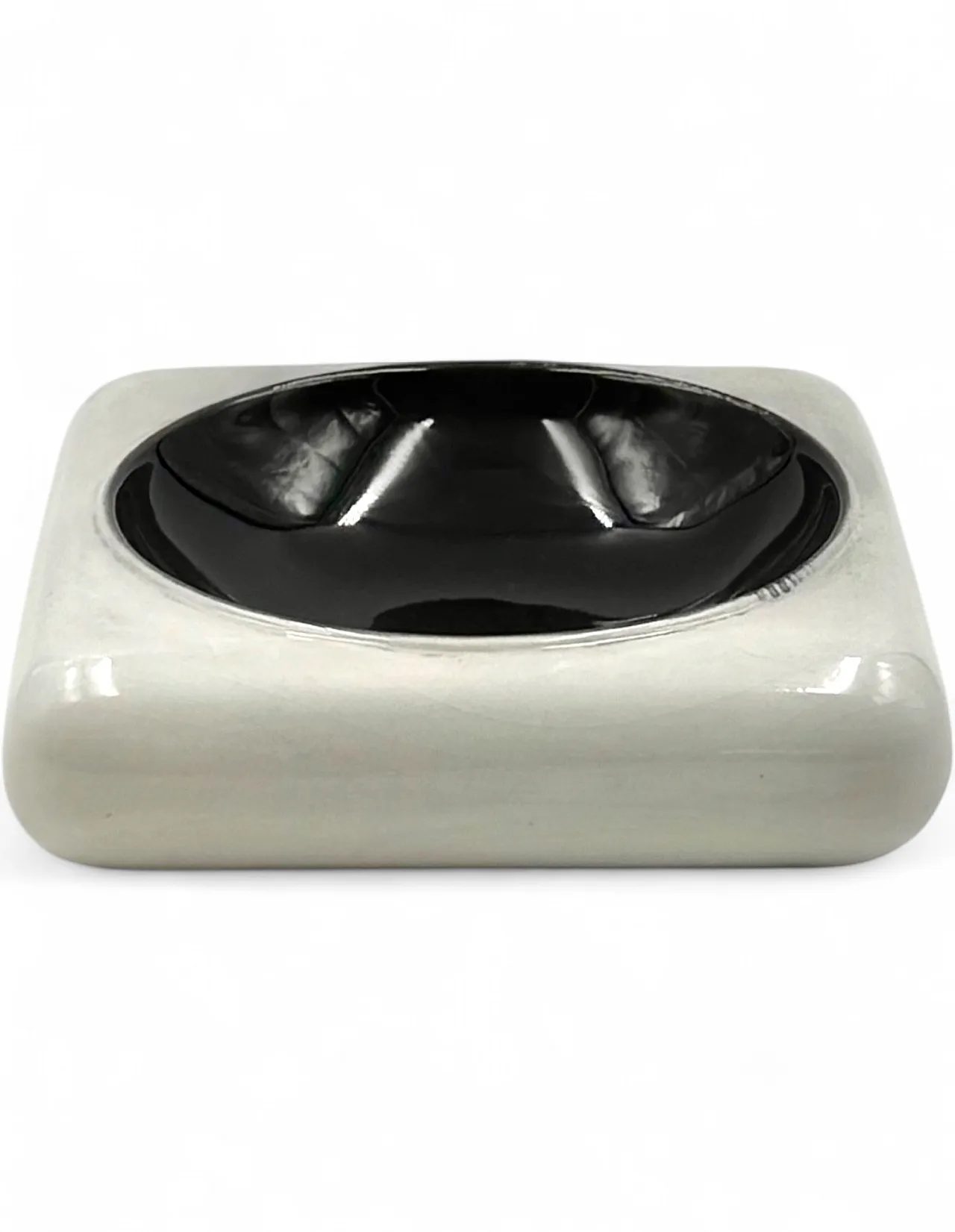 Space Age black and white ceramic pocket emptier 1980 14