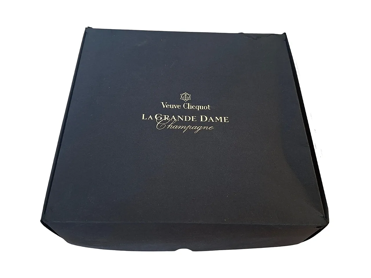 Pair of Veuve Clicquot La Grande Dame Champagne Glasses, 2000s 1
