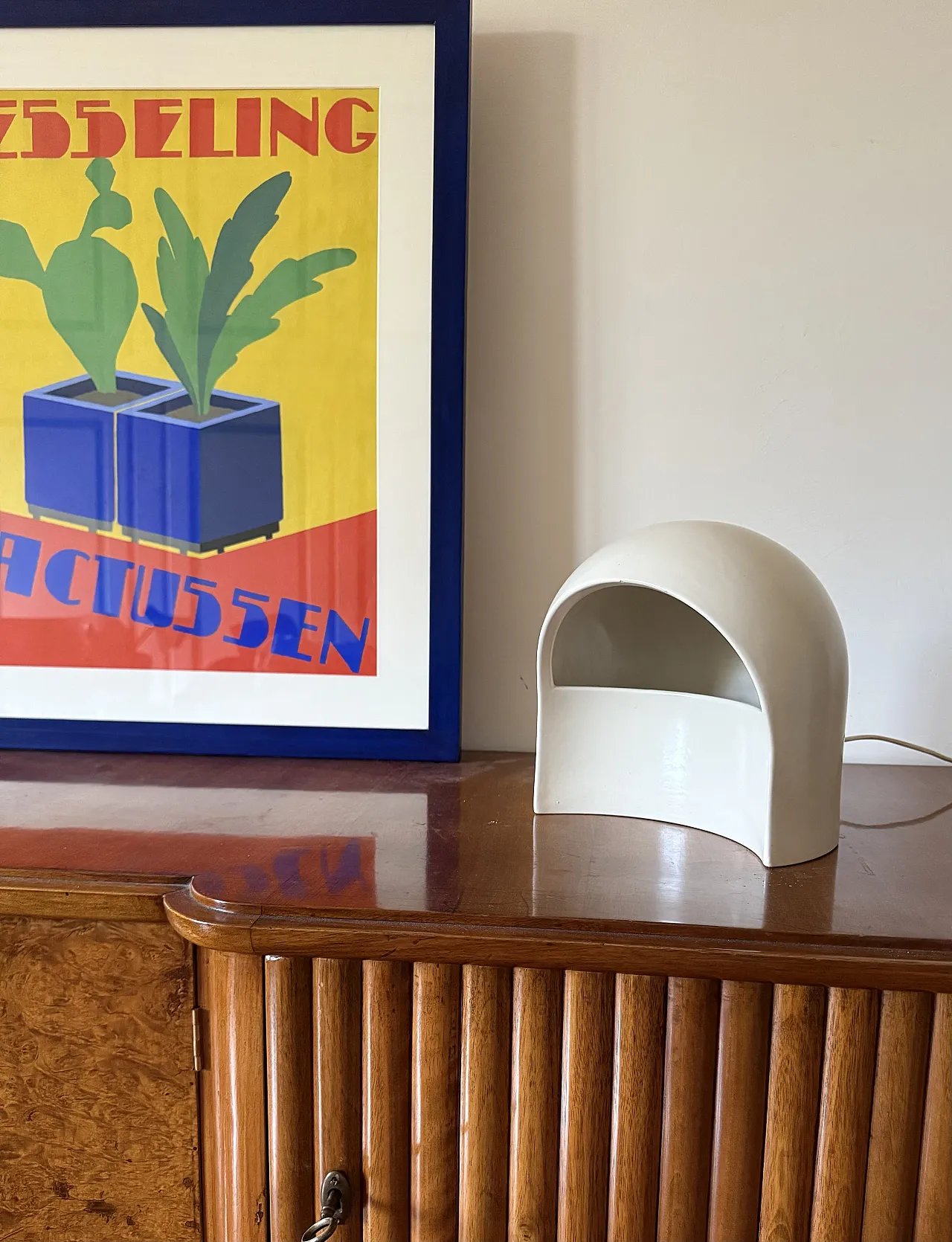 White ceramic table lamp, Italy 1970 2