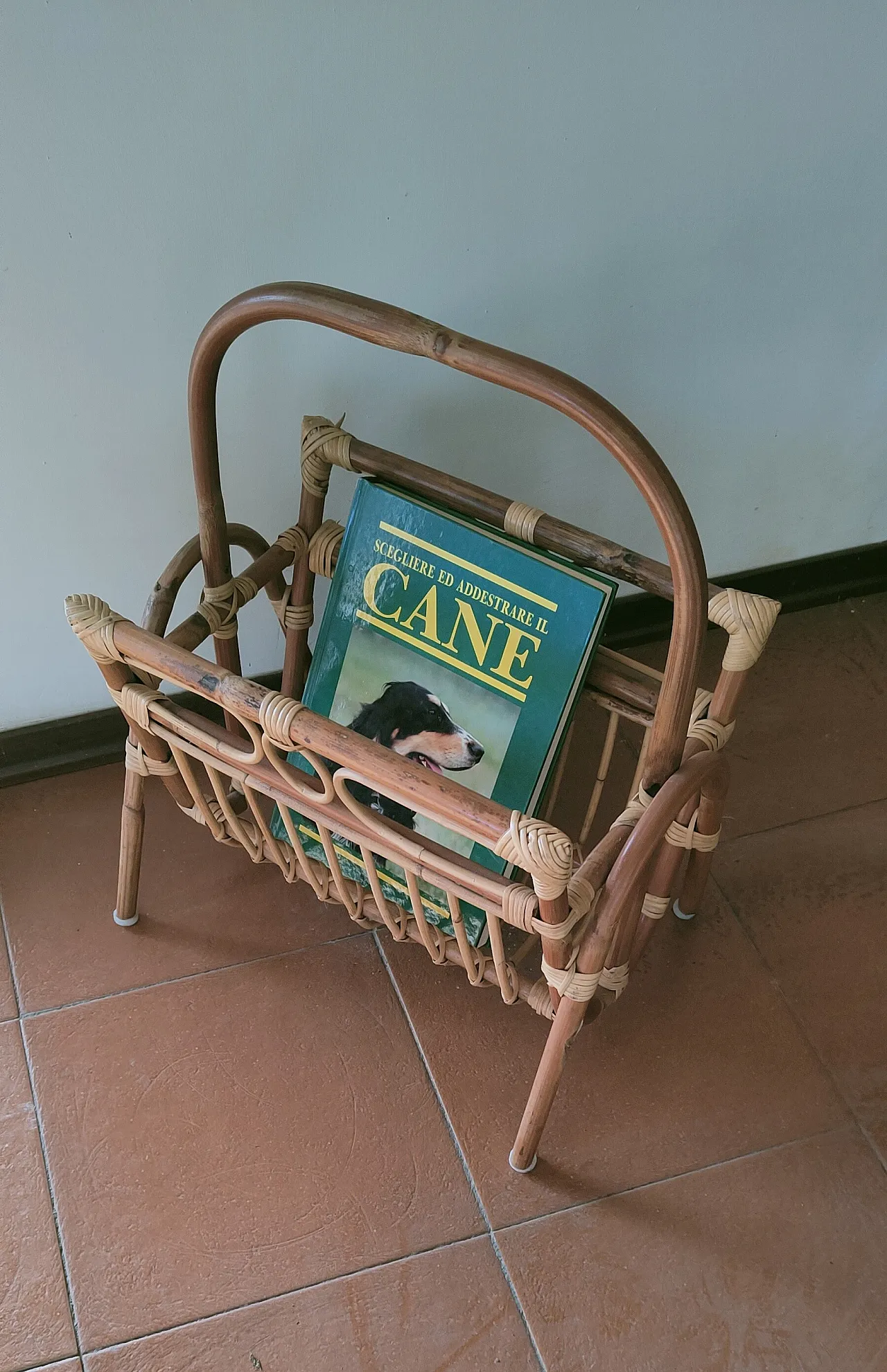 Bamboo and rattan magazine rack, 70s 4