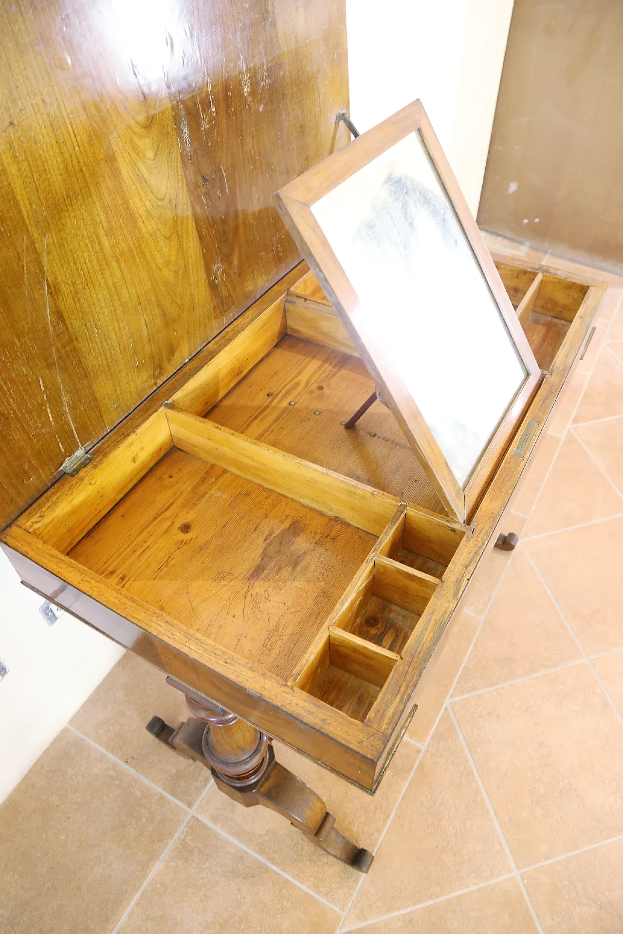 Tavolo toeletta umbertino noce torciglione, '800 17