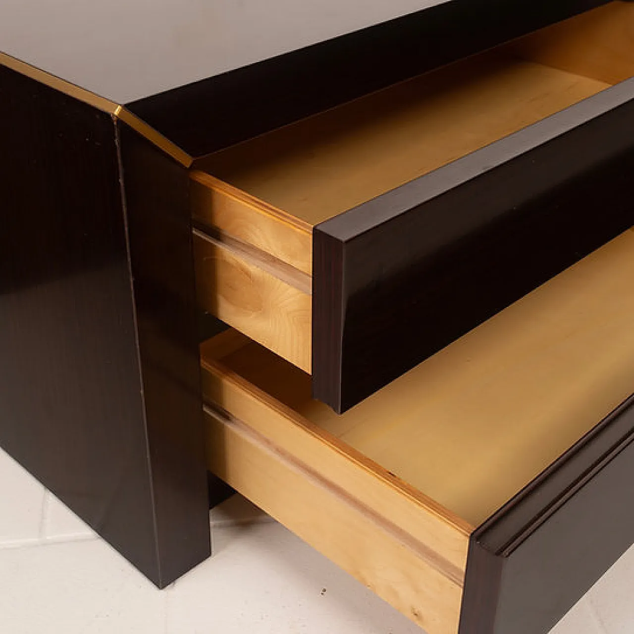 Pair of rosewood and brass bedside tables for Fratelli Turri, 1970s 2