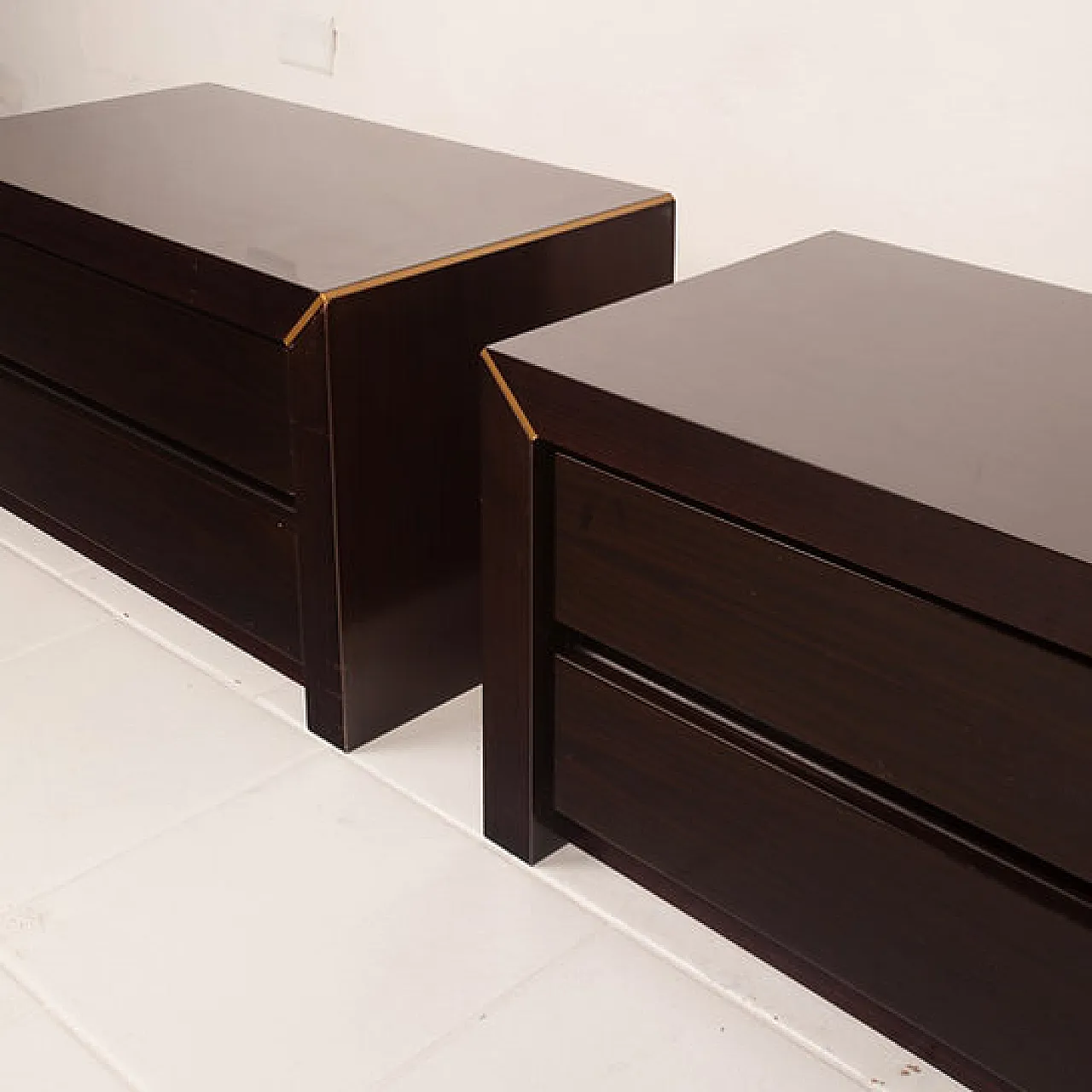 Pair of rosewood and brass bedside tables for Fratelli Turri, 1970s 5