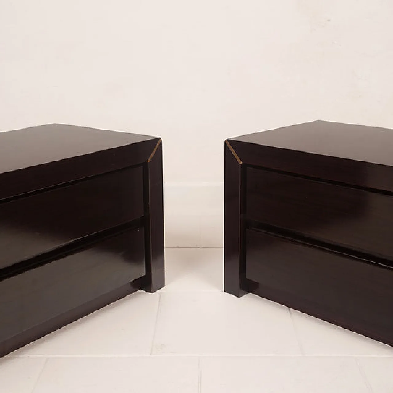 Pair of rosewood and brass bedside tables for Fratelli Turri, 1970s 11