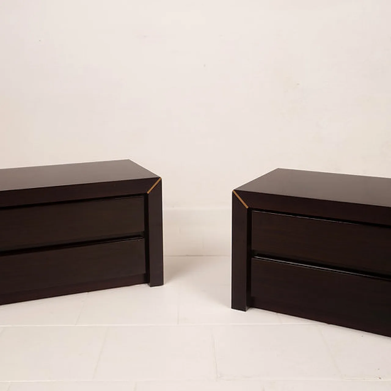 Pair of rosewood and brass bedside tables for Fratelli Turri, 1970s 12