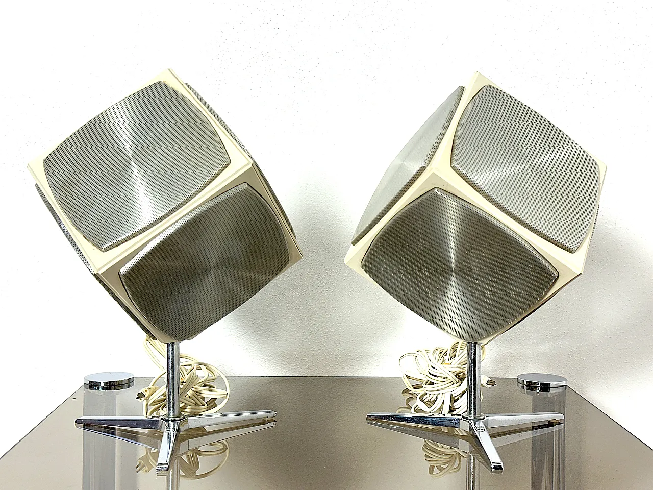 Coppia Diffusori a Cubo Grundig Audiorama 700, anni '70 1