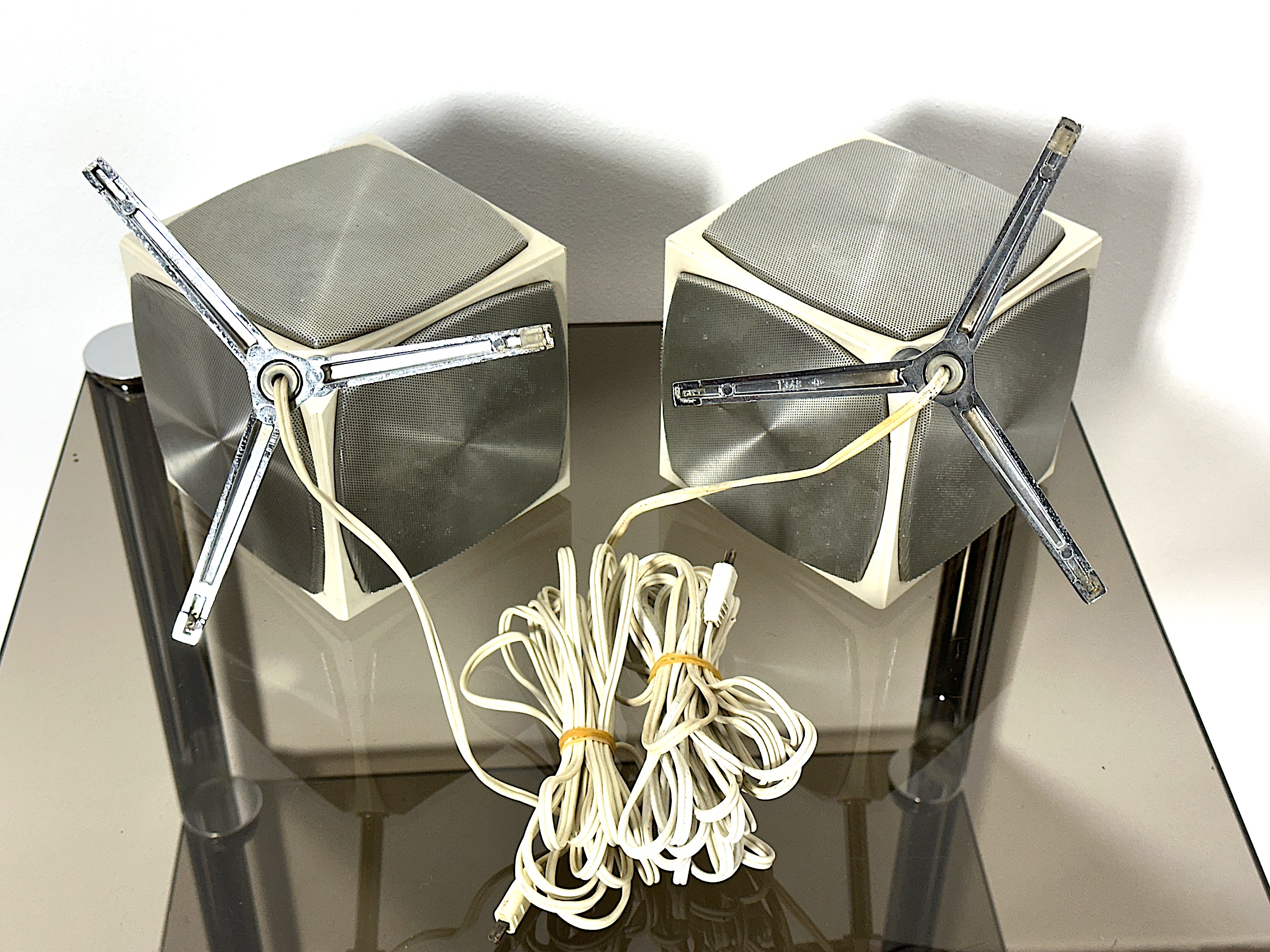 Pair of Cube Speakers by Grundig Audiorama 700, 70s | intOndo
